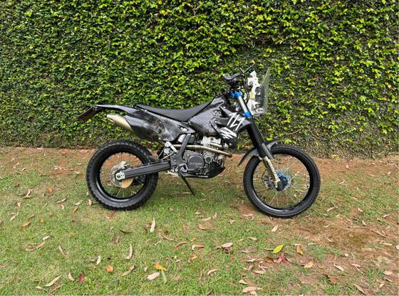 SUZUKI DR-Z 400E 